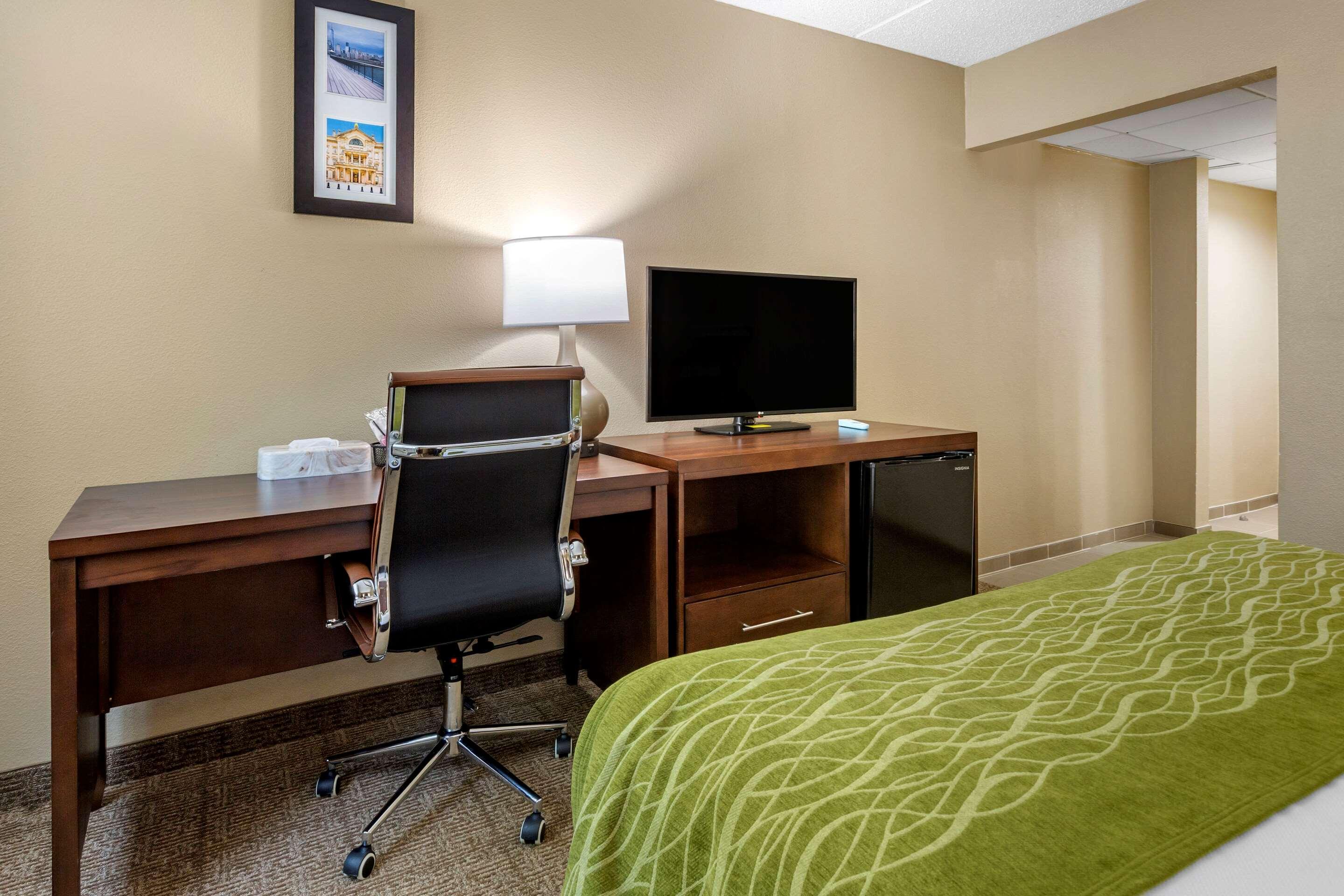 Comfort Inn Edison - New Brunswick Dış mekan fotoğraf