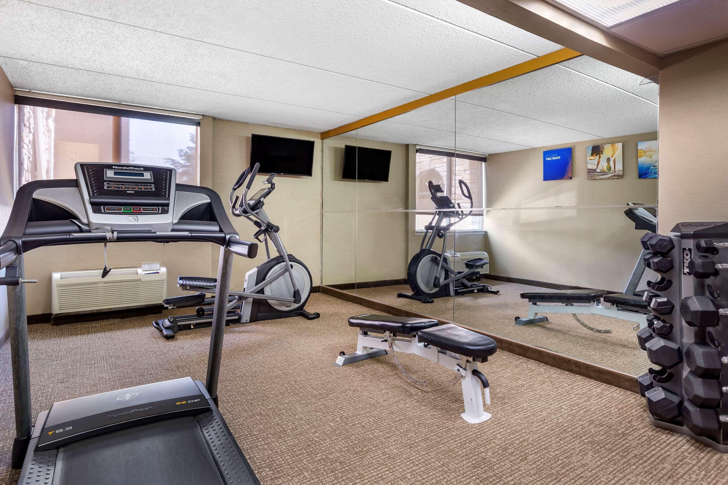 Comfort Inn Edison - New Brunswick Dış mekan fotoğraf