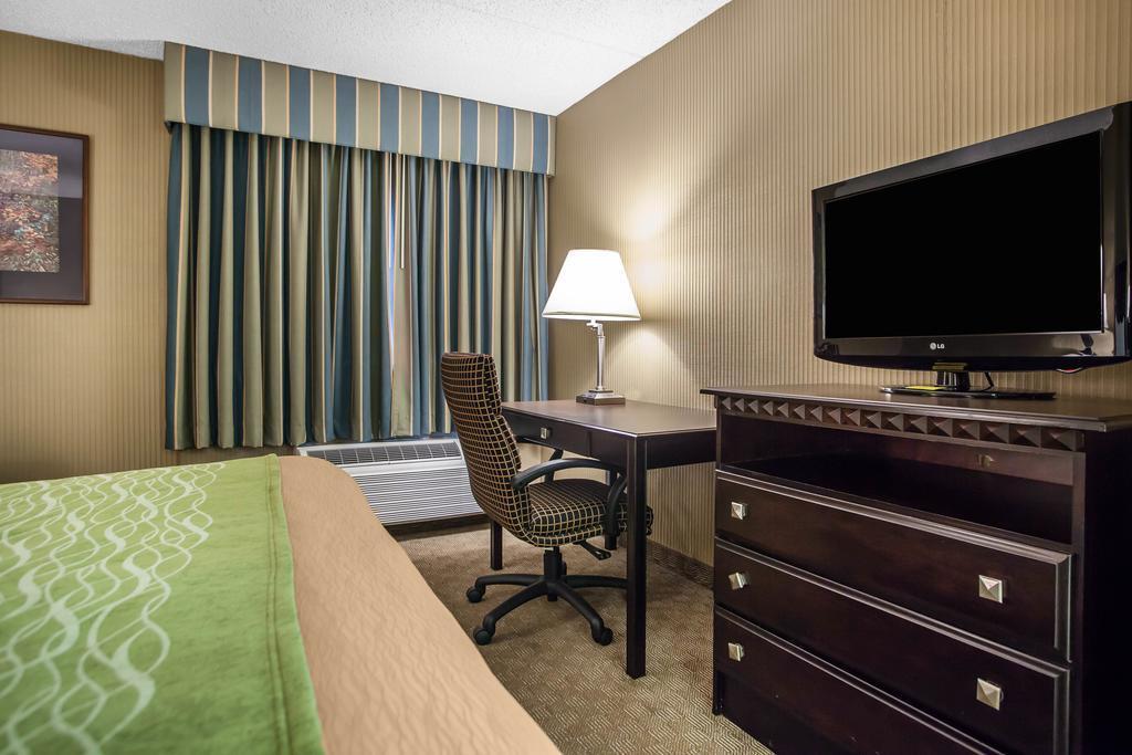 Comfort Inn Edison - New Brunswick Dış mekan fotoğraf