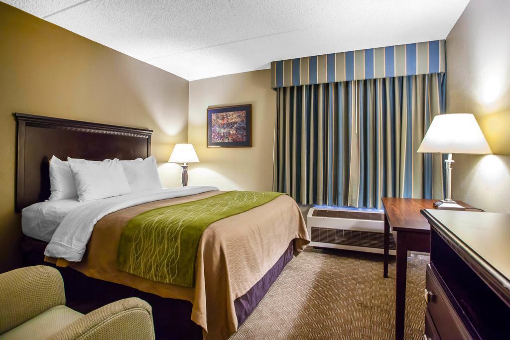 Comfort Inn Edison - New Brunswick Dış mekan fotoğraf