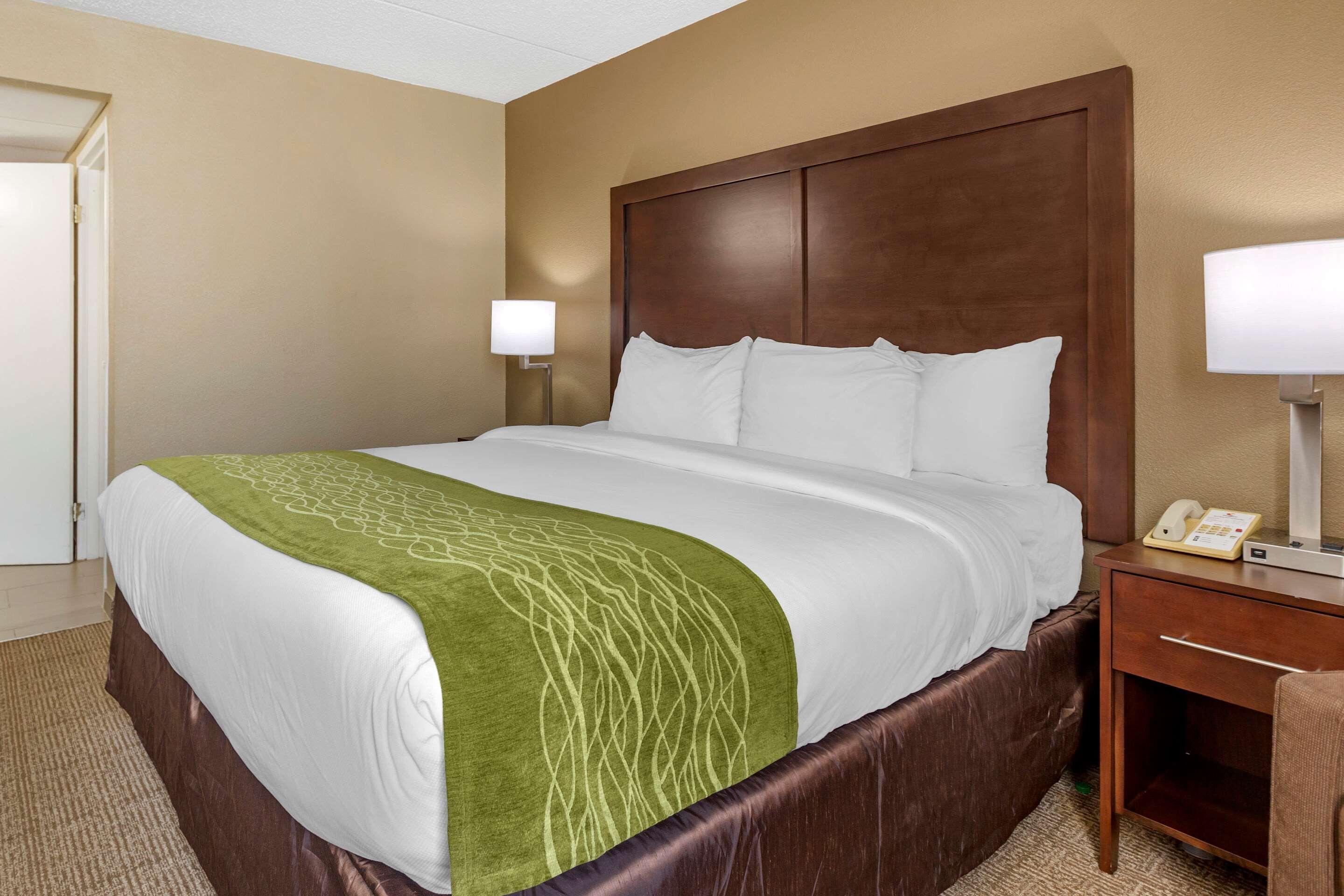 Comfort Inn Edison - New Brunswick Dış mekan fotoğraf