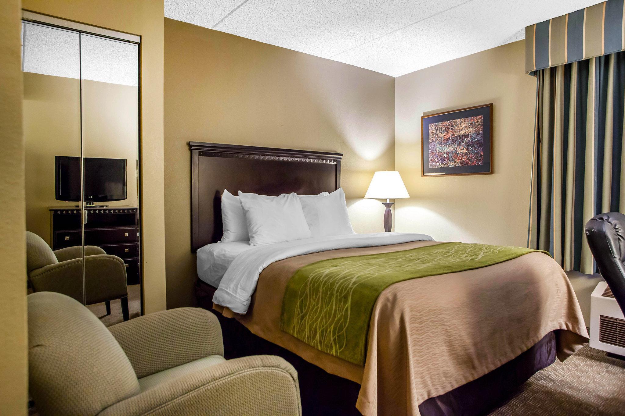 Comfort Inn Edison - New Brunswick Dış mekan fotoğraf