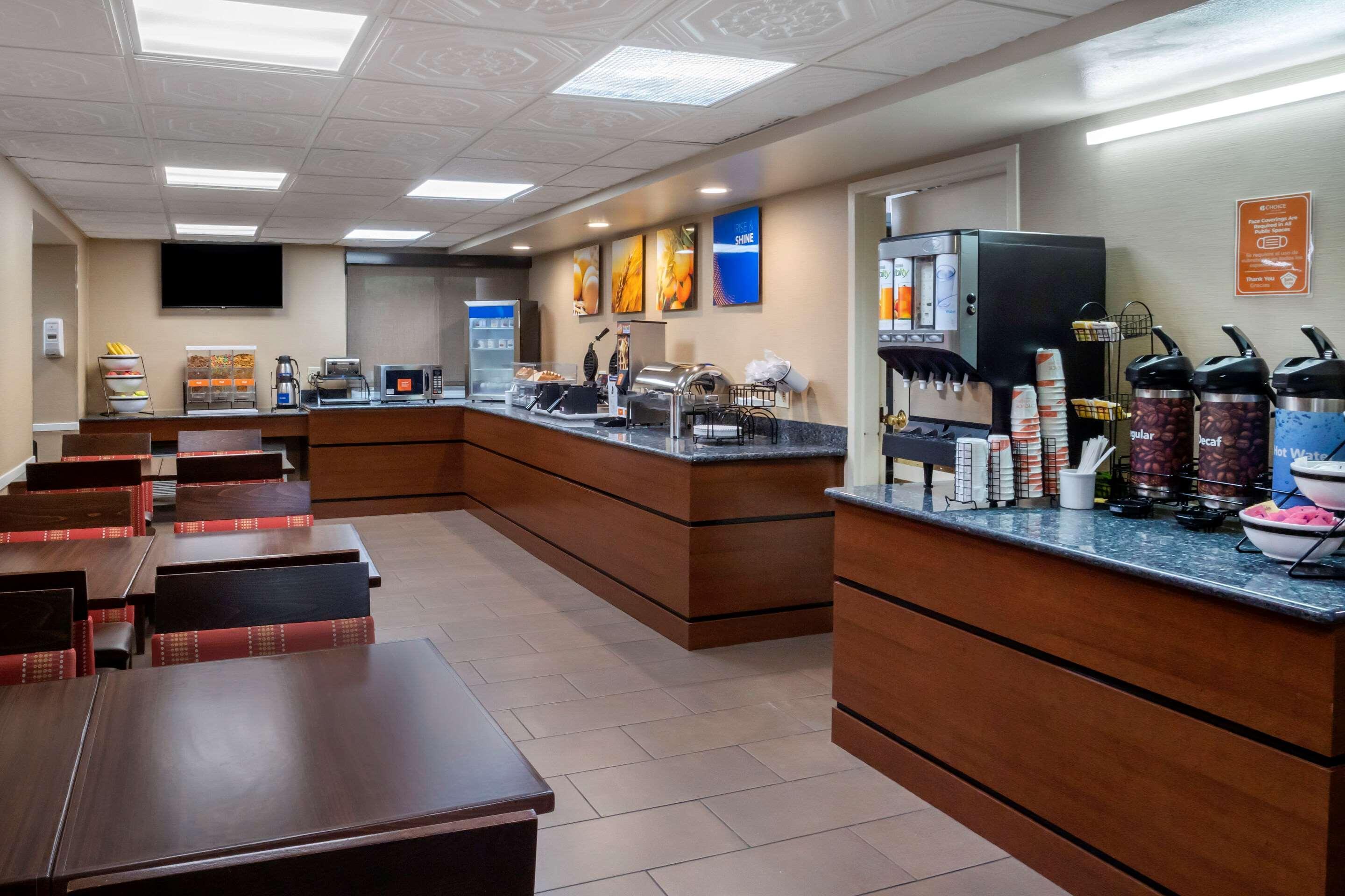 Comfort Inn Edison - New Brunswick Dış mekan fotoğraf