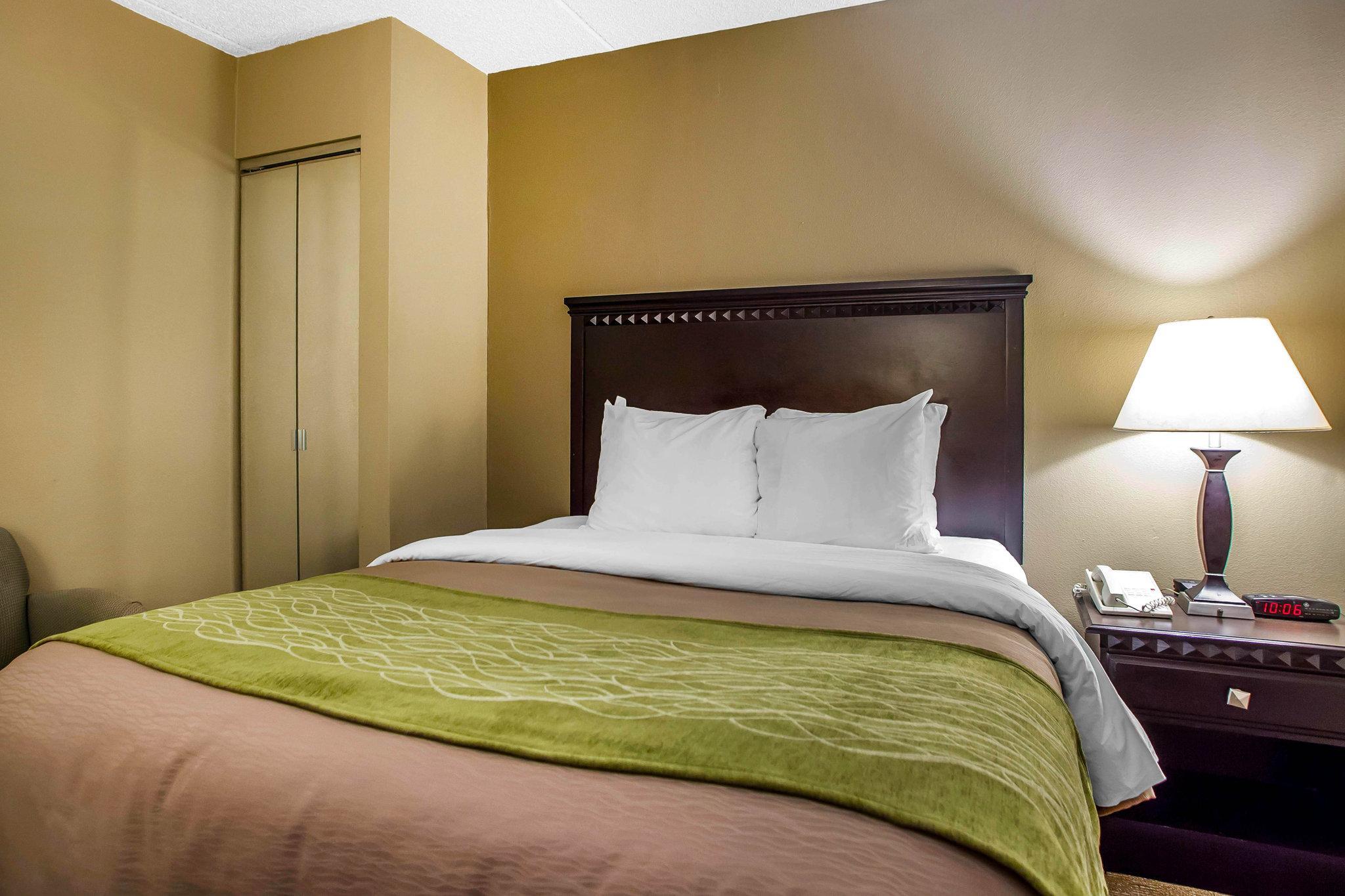 Comfort Inn Edison - New Brunswick Dış mekan fotoğraf