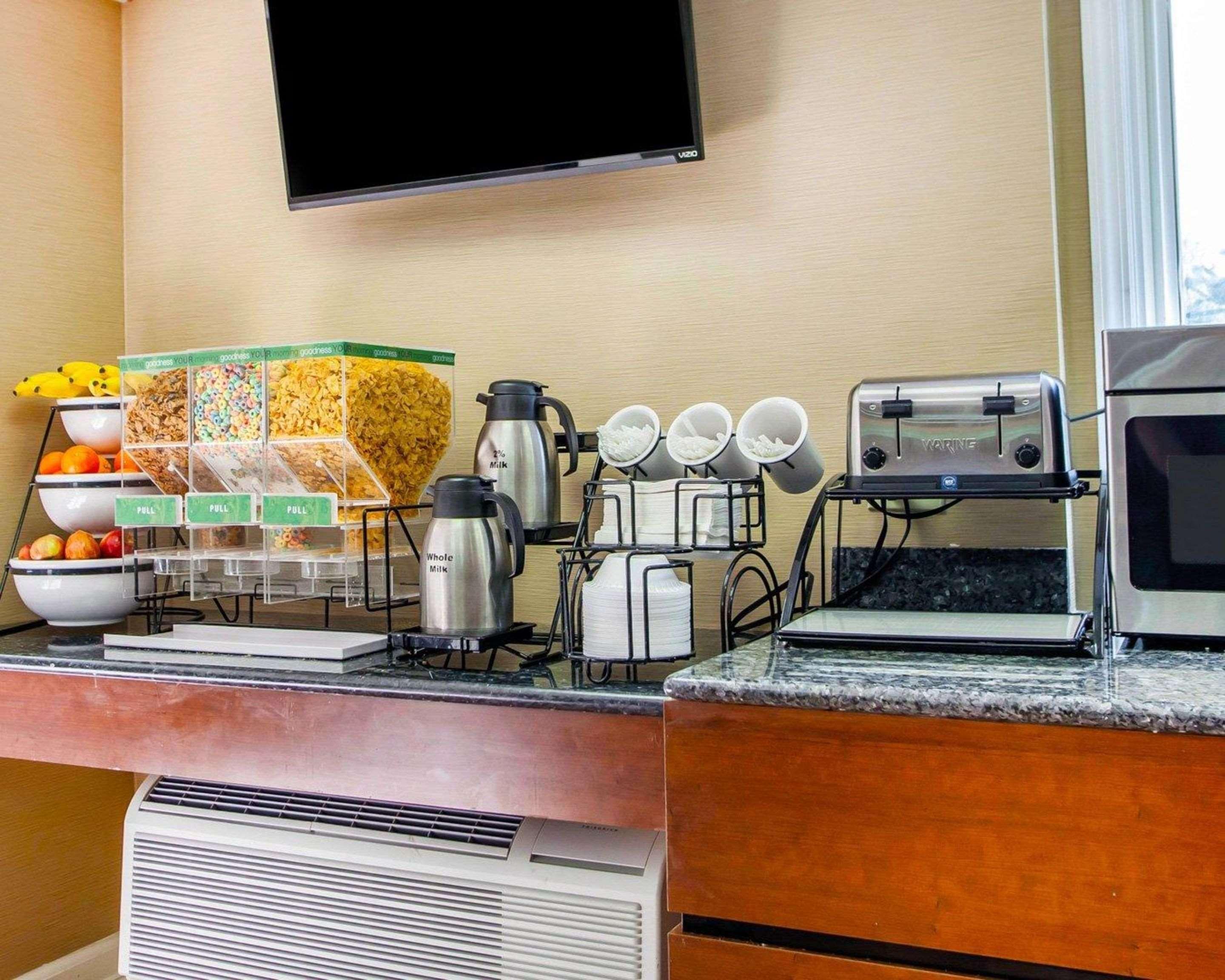 Comfort Inn Edison - New Brunswick Dış mekan fotoğraf