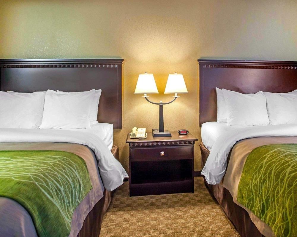 Comfort Inn Edison - New Brunswick Dış mekan fotoğraf